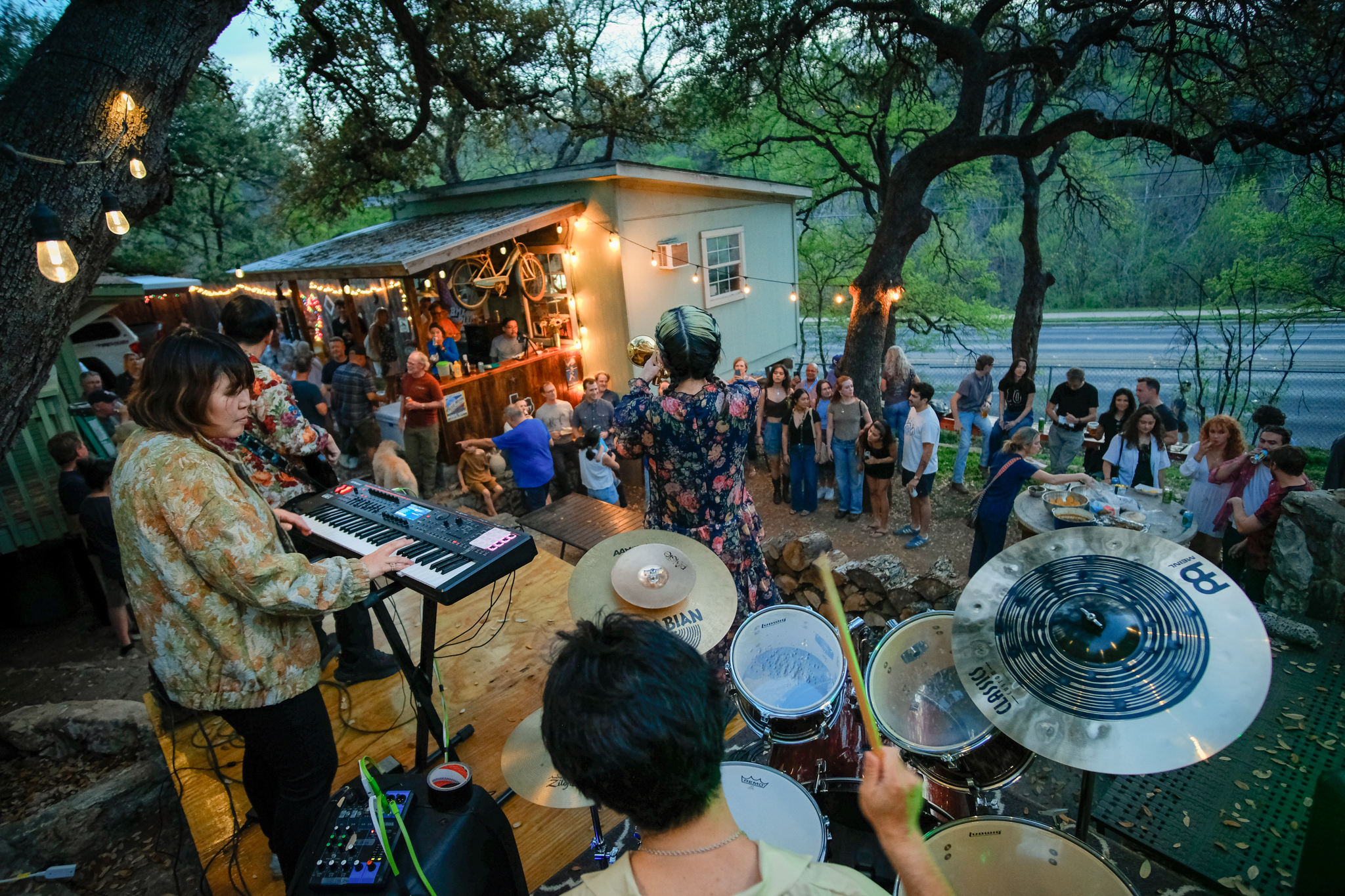 ROUTE14band outdoor live performance on stage